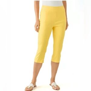 Kim Rogers Yellow Stretchy Womens Pull On Capri Pants / Size 12 Petite